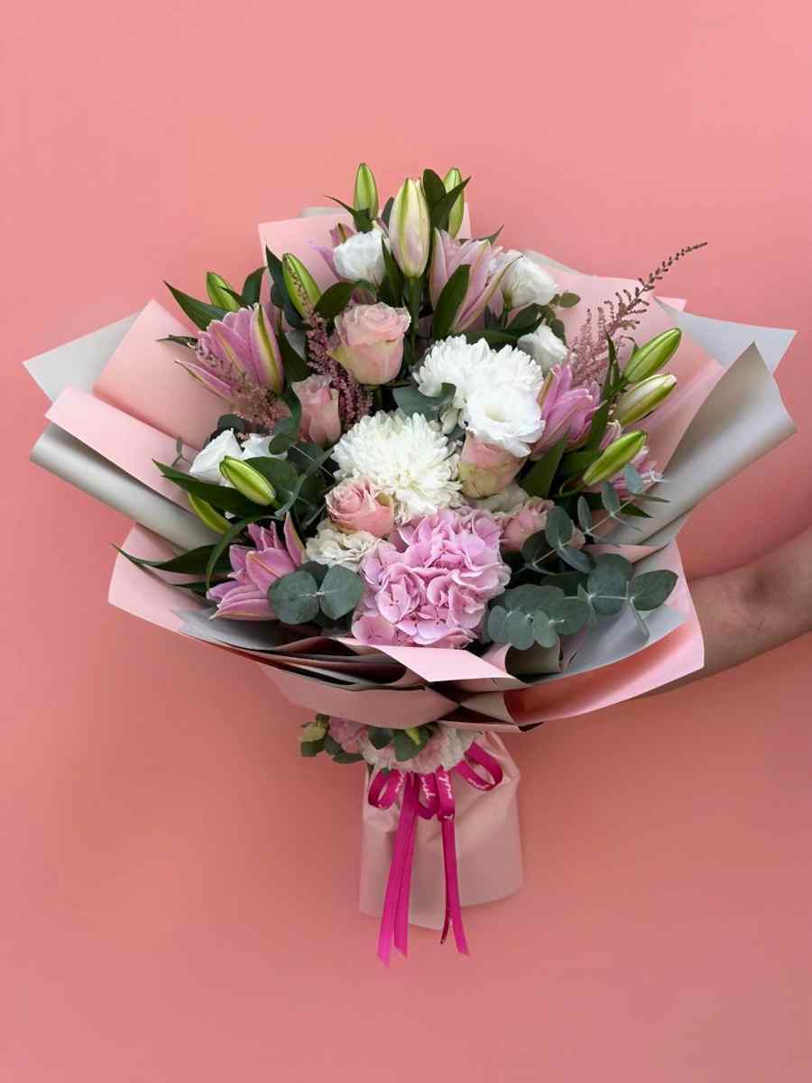 Lily Magic Karışık Buket