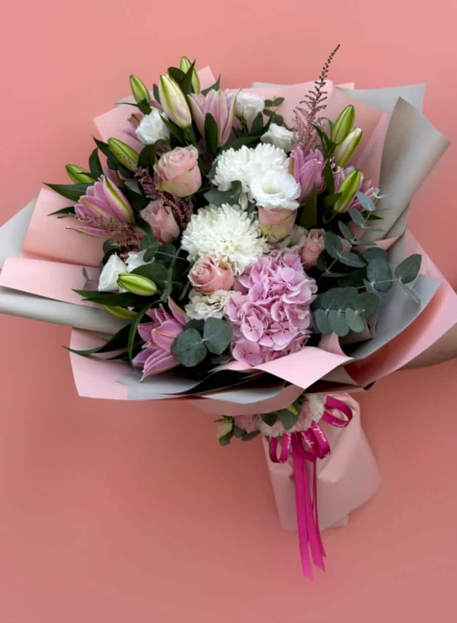 Lily Magic Karışık Buket