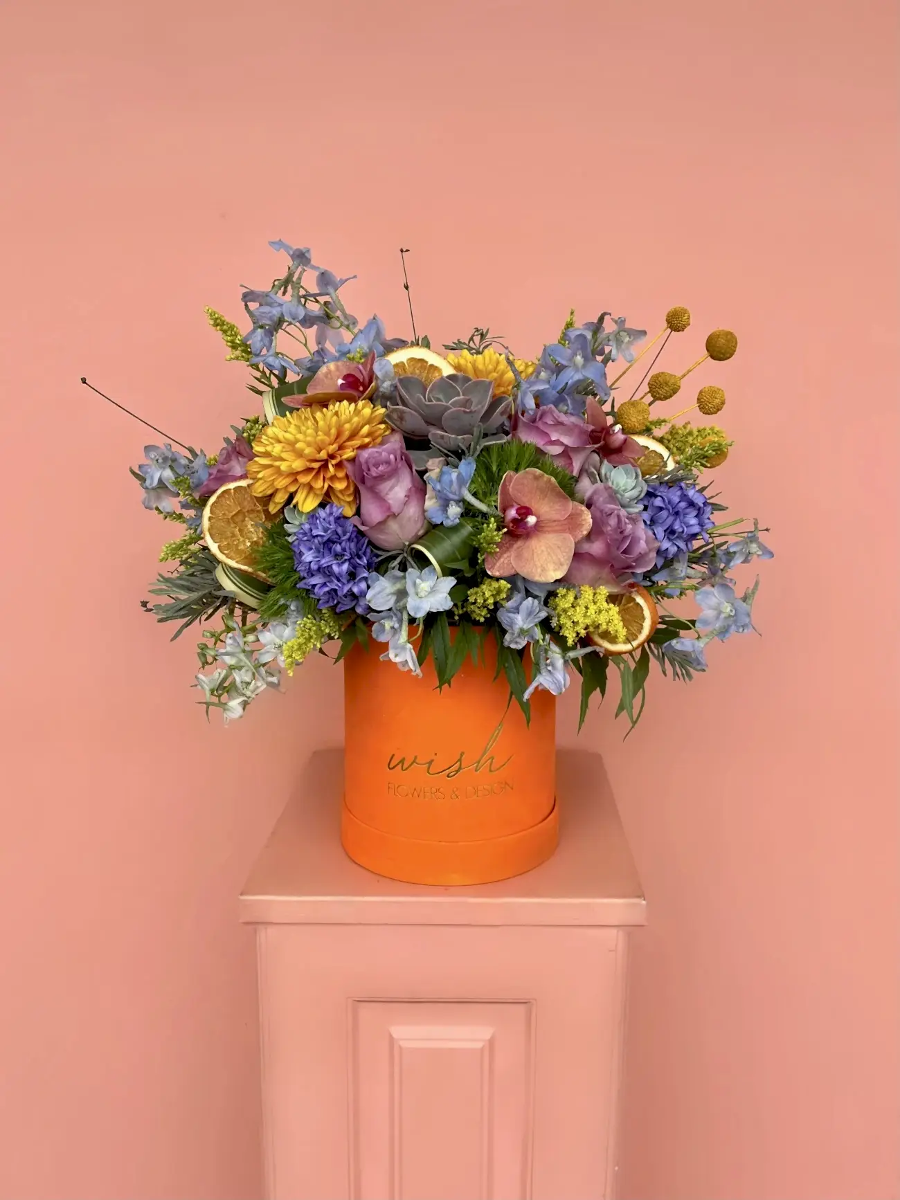 Turuncu Kadife Kutuda Spring Love Aranjman