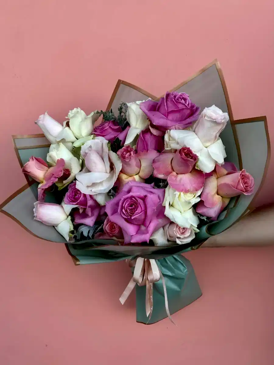 Betty Karışık Gül Buketi