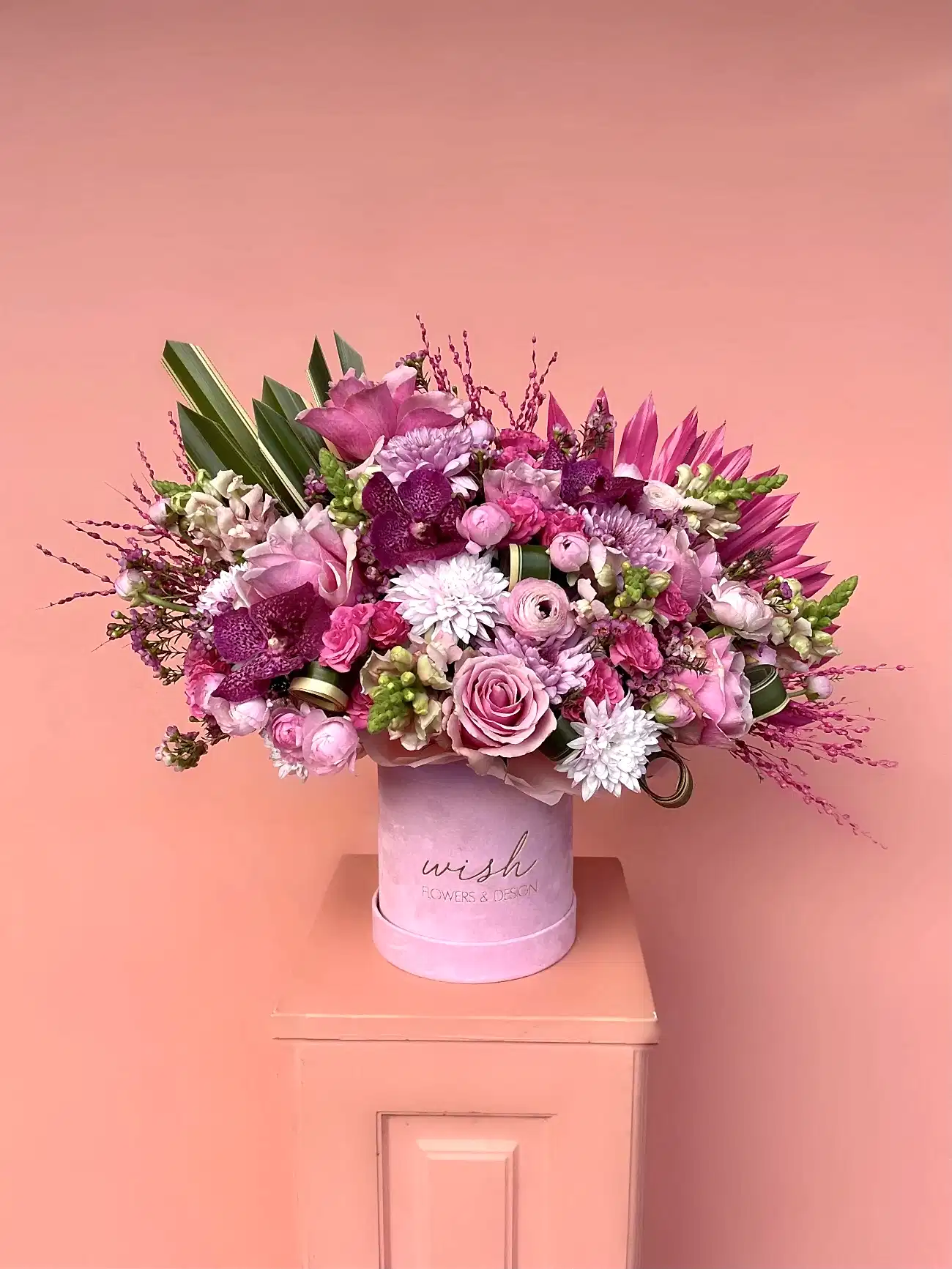 Kadife Pembe Kutuda Pink Chic Aranjman