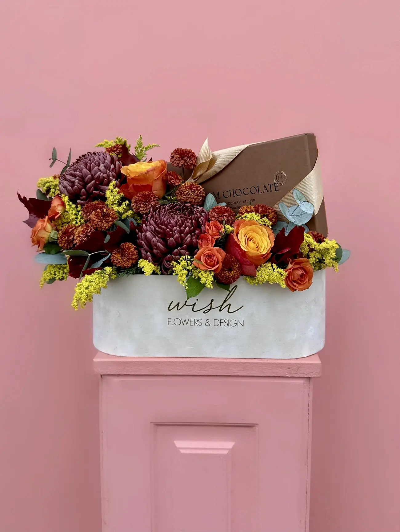 Krem Kadife Kutuda Çikolatalı Sonbahar Çiçek Bahçesi