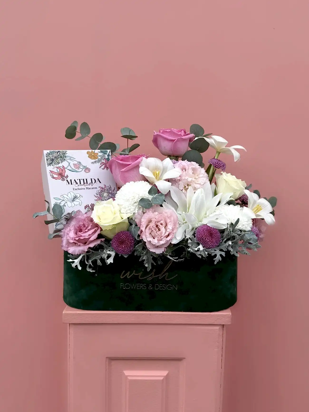Yeşil Kadife Kutuda Makaronlu Çiçek Bahçesi