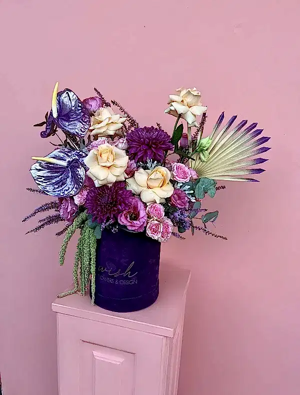 Lia Mor Kadife Kutuda Aranjman