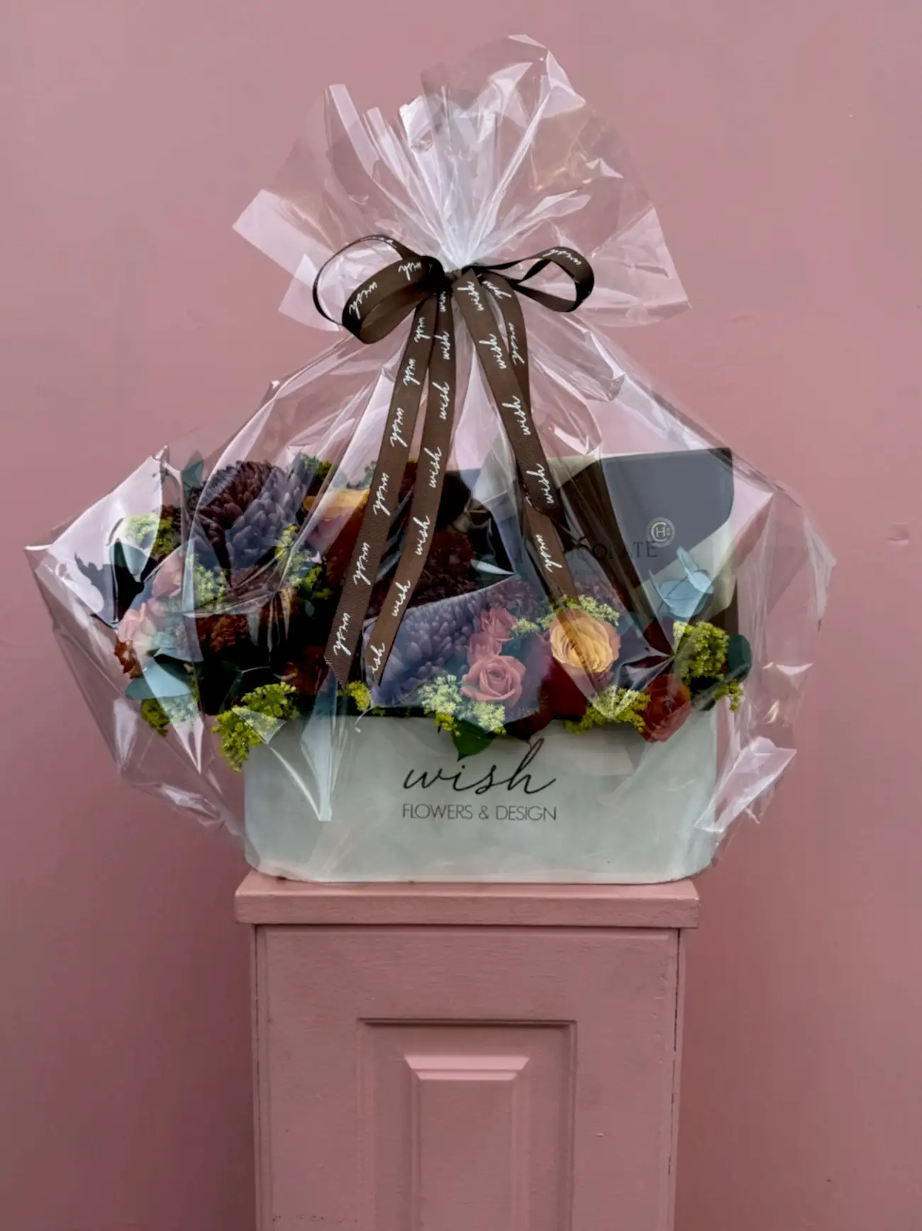 Krem Kadife Kutuda Çikolatalı Sonbahar Çiçek Bahçesi