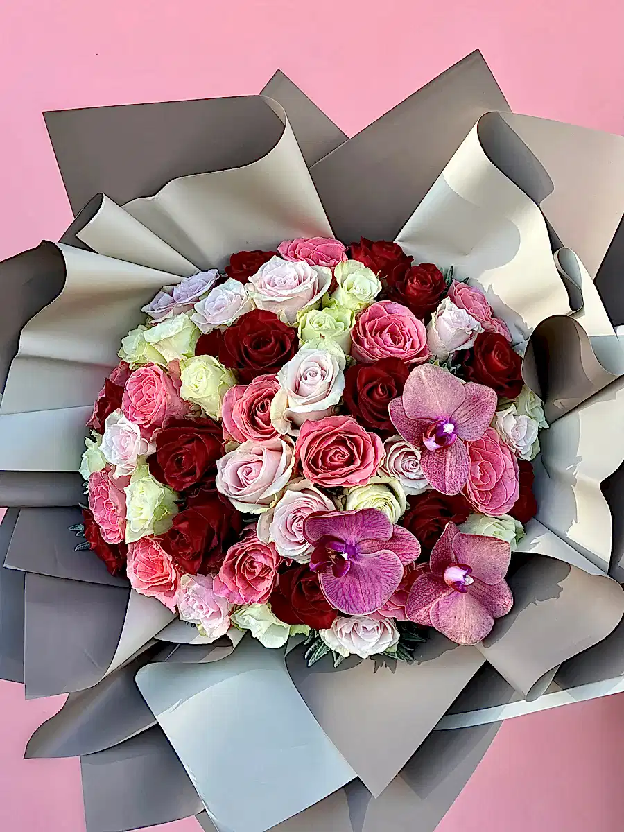 Maria Karışık Gül Buketi