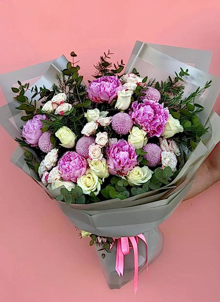 Peony Passion Şakayıklı Karışık Buket