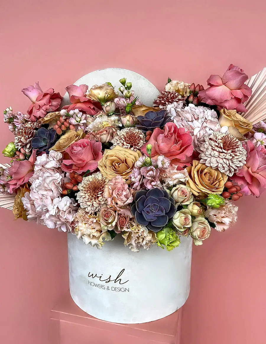 Pure Love Krem Kadife Kutuda Grand Deluxe Aranjman