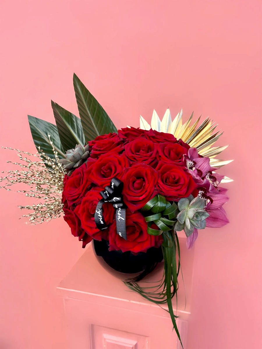 Viviena Kırmızı Gül Aranjmanı