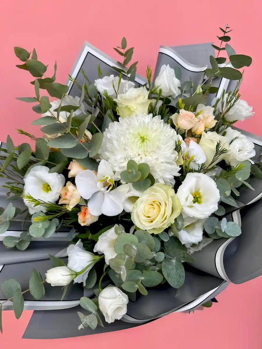 White Love Karışık Buket